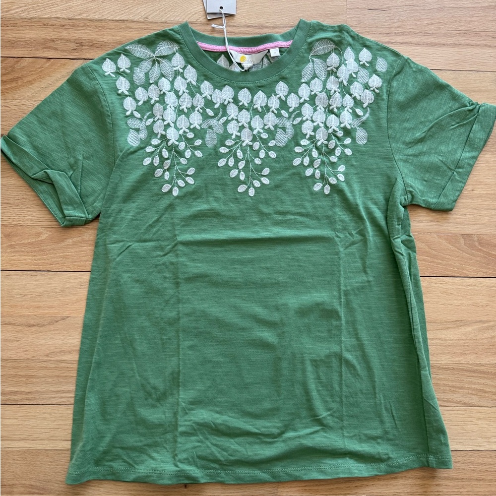 New with Tags Boden Green Floral Embroidered Women's Top - Size Medium